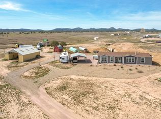 1285 W Kings Court, Paulden, AZ 86334