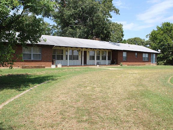 2nd image of 136 Fowler Rd