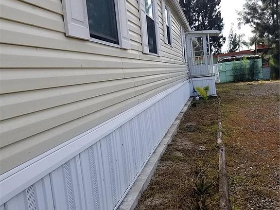 3rd image of 8385 Breeze Dr