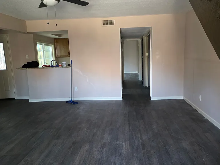 711 Ticonderoga Dr — Photo 1