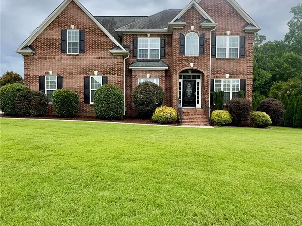 5508 Tillery Ln, Gastonia, NC 28056