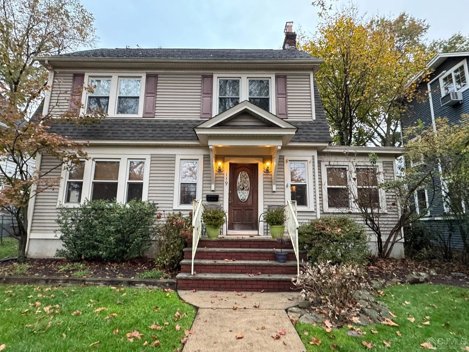119 Donaldson St photo 1