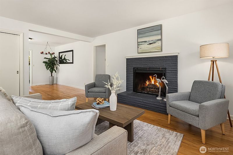 5th image of 16414 48th Avenue W