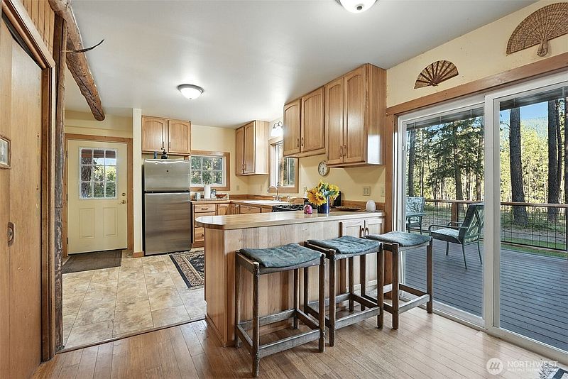 5th image of 3725 Vineyard Way