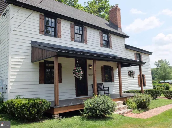 1037 S Church St, Mount Laurel, NJ 08054