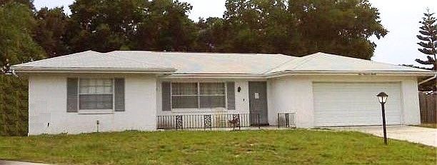 1st image of 420 SE Durrell Ct