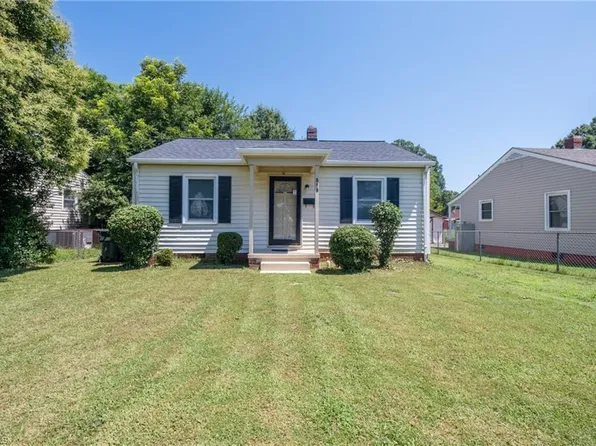 818 Avon Ave, Burlington, NC 27215