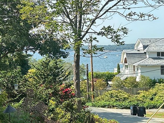 3rd image of 11 Stewart Ave