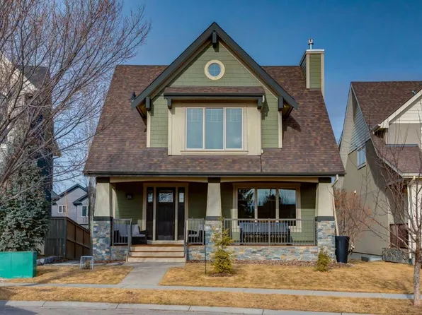 30 S Cooperstown Ct SW, Airdrie, AB T4B 2C5