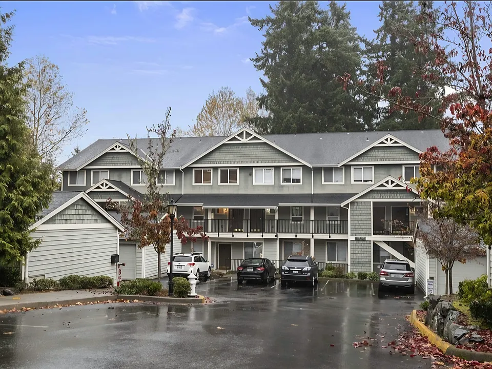 68th Ave NE