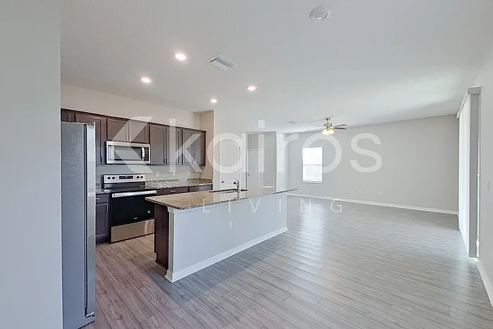 30161 Fedora Cir — Photo 8