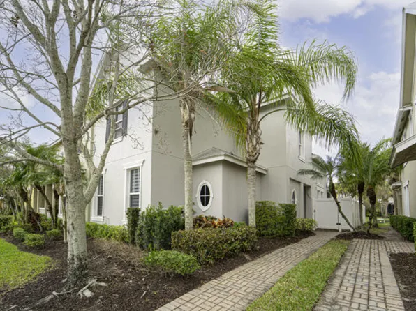 10487 SW Westlawn Boulevard, Port St Lucie, FL 34987