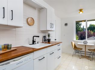 Laurelcrest Condos, Seattle, WA 98105