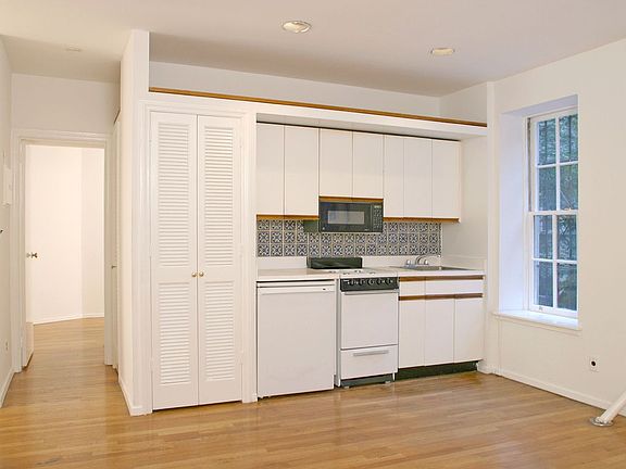 3rd image of 316 E 92nd St APT 2FC