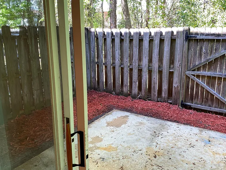 1188 Gano Ave #209 — Photo 8