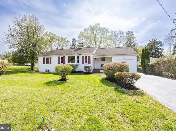 12 Willow Ave, Norristown, PA 19403