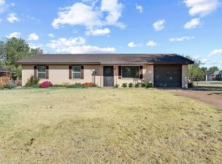 702 W Fay Ave, Kingfisher, OK 73750