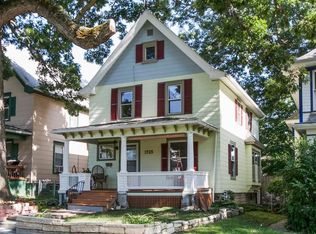 1723 C Ave NE, Cedar Rapids, IA 52402