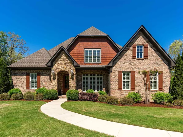 187 River Oaks Dr, Helena, AL 35080