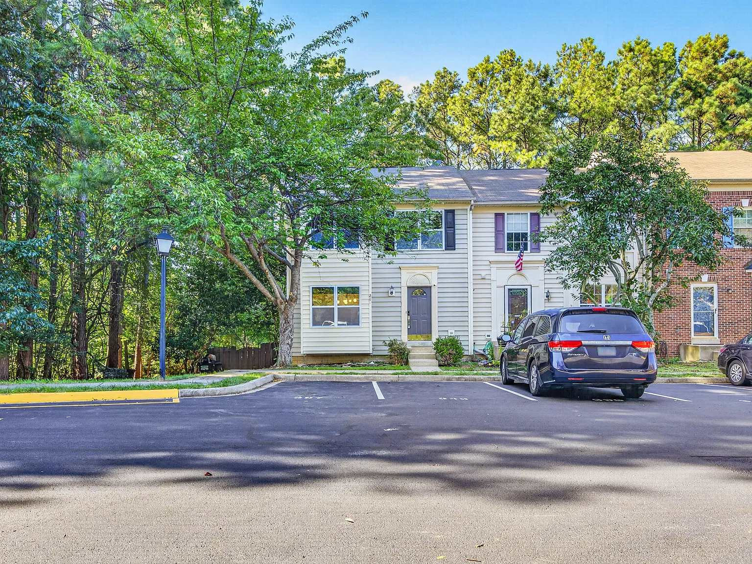 201 Park Brook Ct — Photo 3