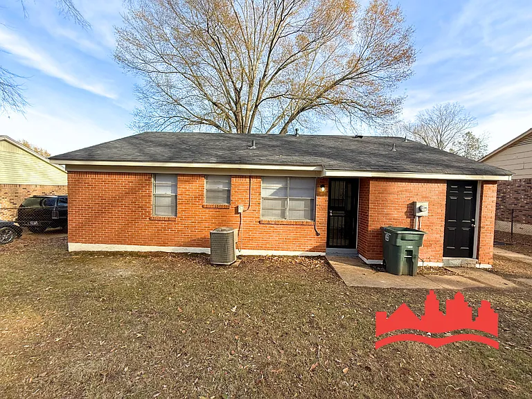 4061 Mossville St — Photo 14