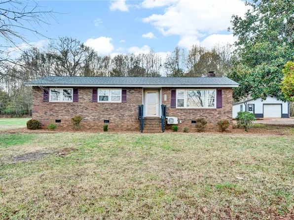 489 Campground Rd, Liberty, SC 29657