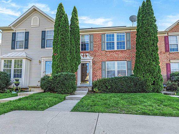 2nd image of 286 Regents Cir