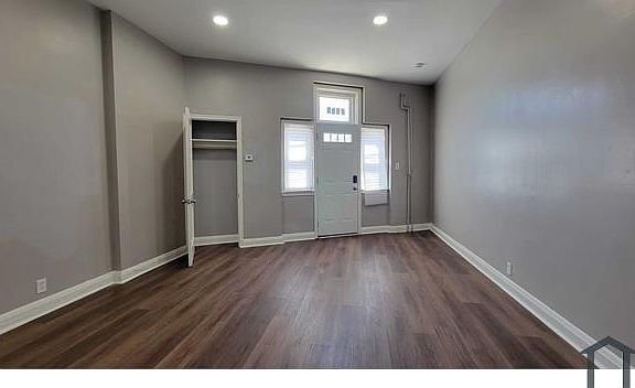 3rd image of 2905 Hillen Rd