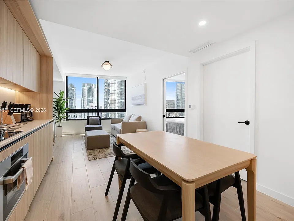 225 N Miami Ave #3107