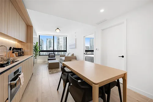 225 N Miami Ave #3107 Photo 1