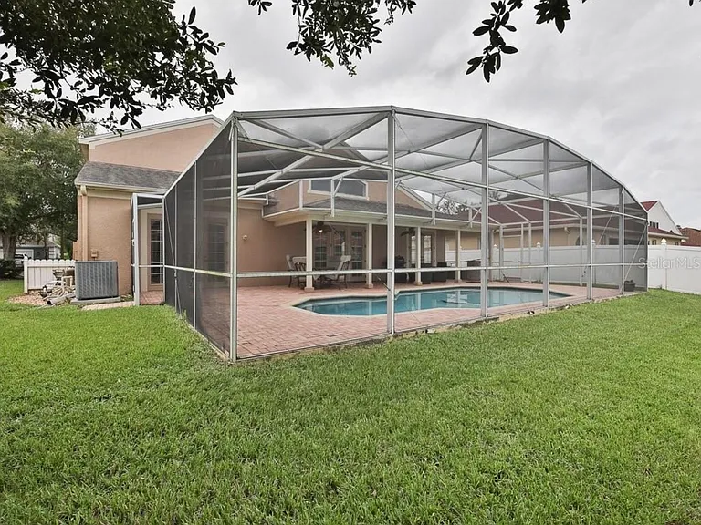 7903 Saint Giles Pl — Photo 5