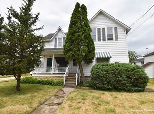 459 E State St, Sycamore, IL 60178