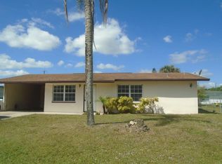 2478 Aztec Dr, Fort Myers, FL 33916