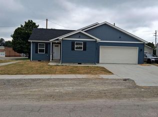 70 Church St, New Vienna, OH 45159