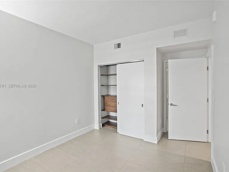 16385 Biscayne Blvd #1919 — Photo 7