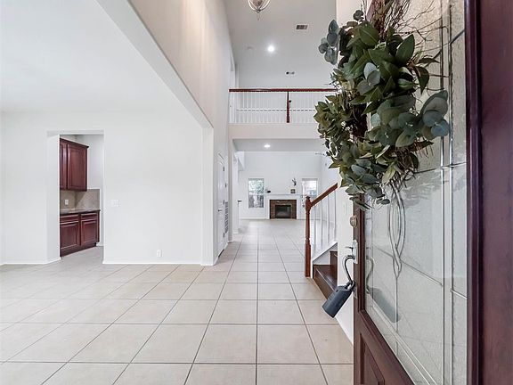 5th image of 24738 Crystal Leaf Ln