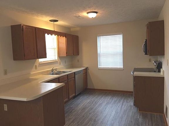 5th image of 5516 Malachi Cir