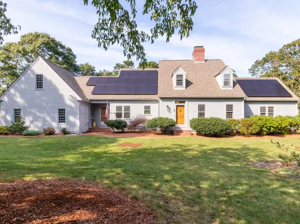 26 Village Drive, East Sandwich, MA 02537