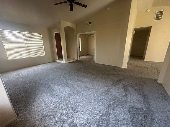 4th image of 315 N Westport Dr