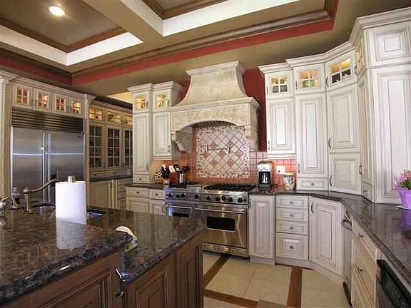 4th image of 10 Tannehill Trl