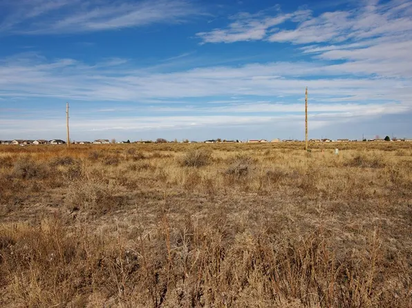869 E Snyder Dr, Pueblo West, CO 81007