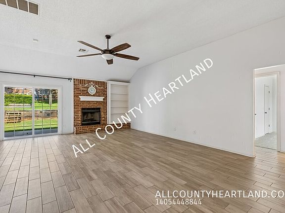 3rd image of 8801 Scirocco Cir