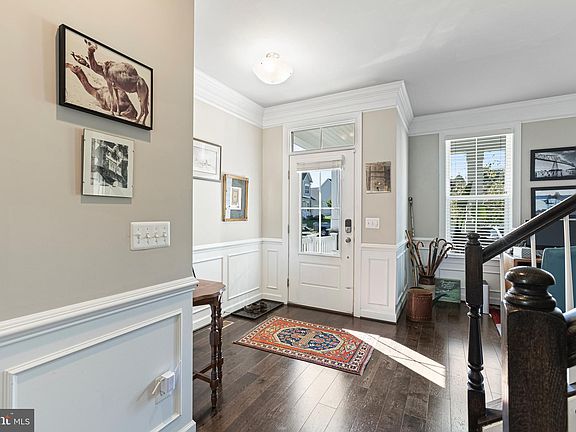 3rd image of 35833 Peninsula Ct