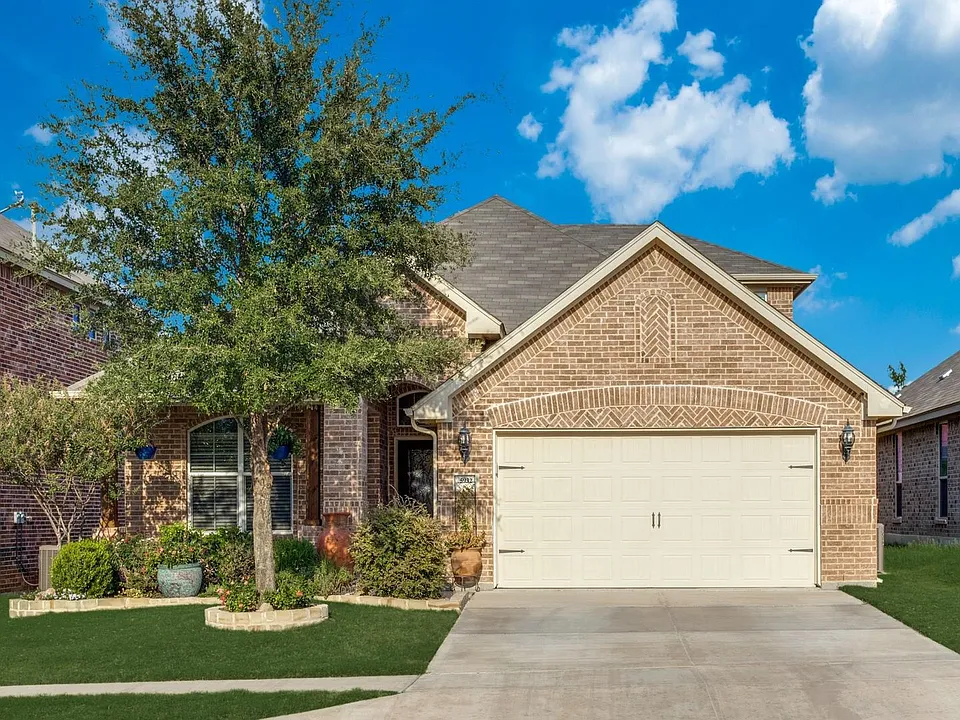 5932 Trout Dr