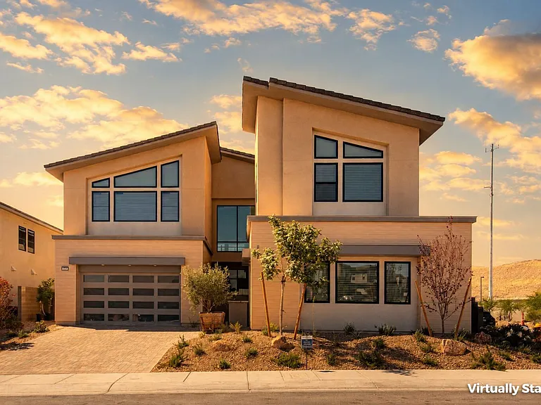 10797 Canyon Bloom Dr — Photo 2