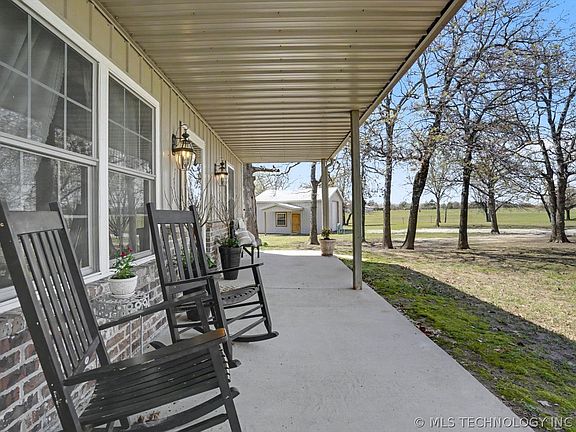 3rd image of 1429 County Road 2150