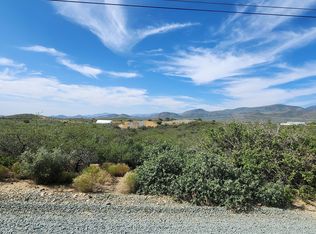 005A E Meadow Dr, Mayer, AZ 86333