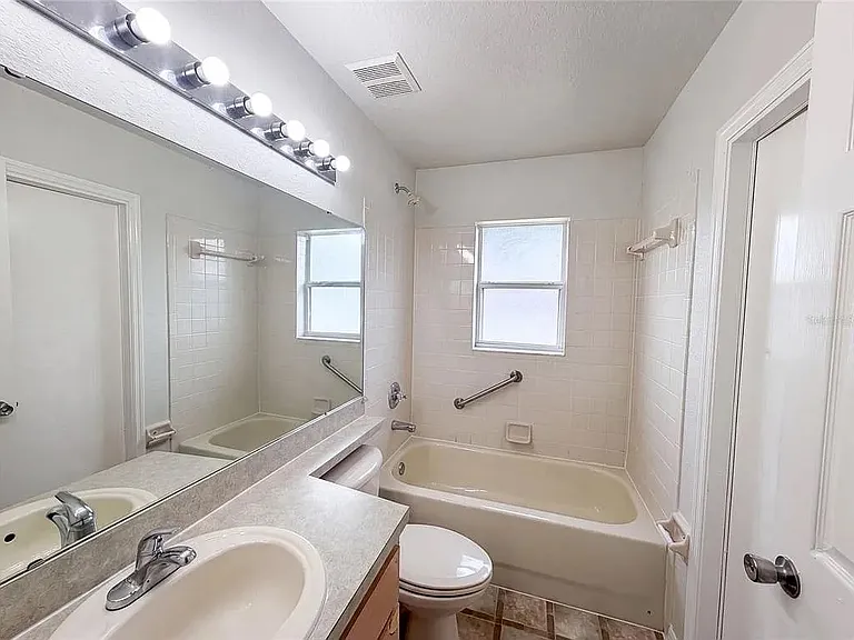 1037 Highland Crest Cir — Photo 10
