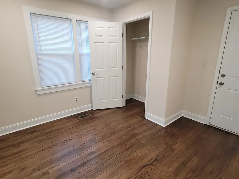 844 Forest St — Photo 7