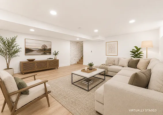 Living room, photo 2